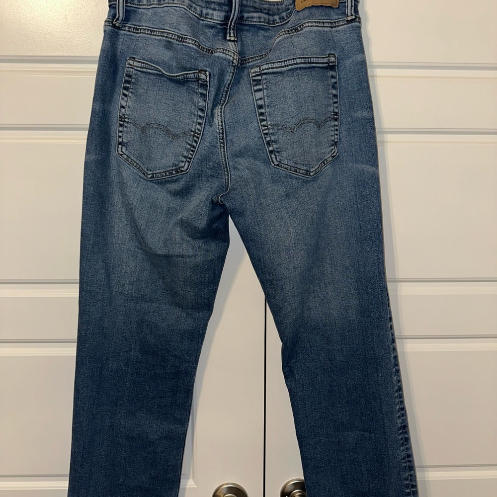 American Eagle Outfitters Men's Bootcut Blue Jeans 33x30. 4 Pairs